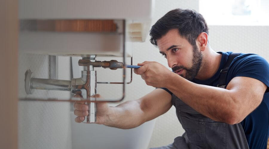 Sink faucet installation in Girdler, KY